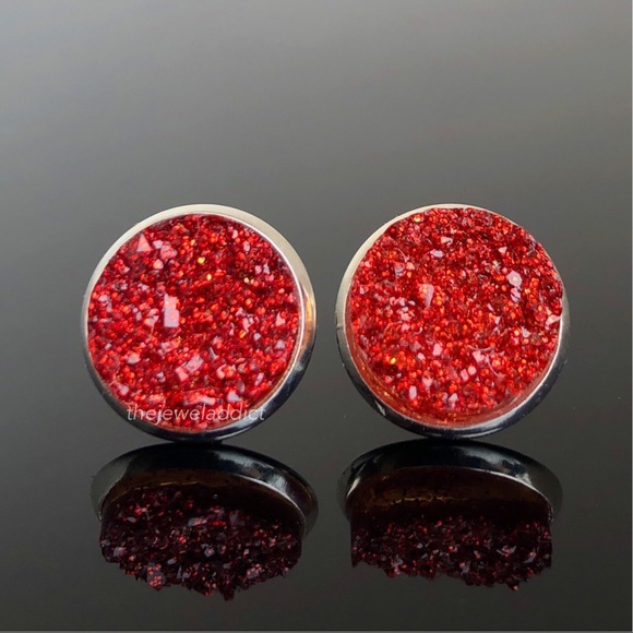 thejeweladdict Jewelry - 3/$15🎀red titanium glitter faux druzy studs